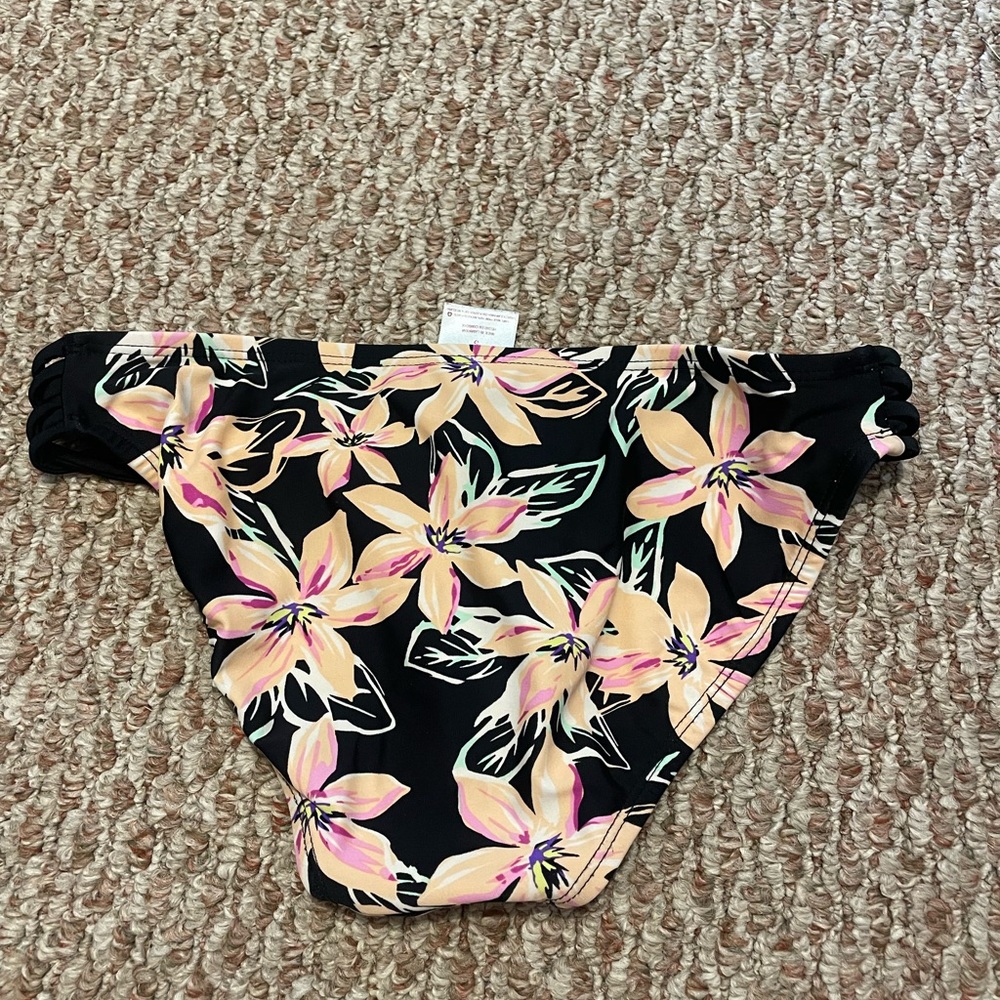 Women’s bikini bottoms